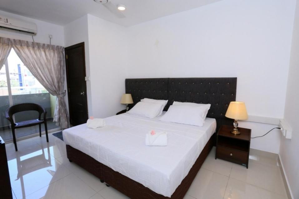 Bed and Breakfast 5 @ Rodney Place Colombo Exterior foto