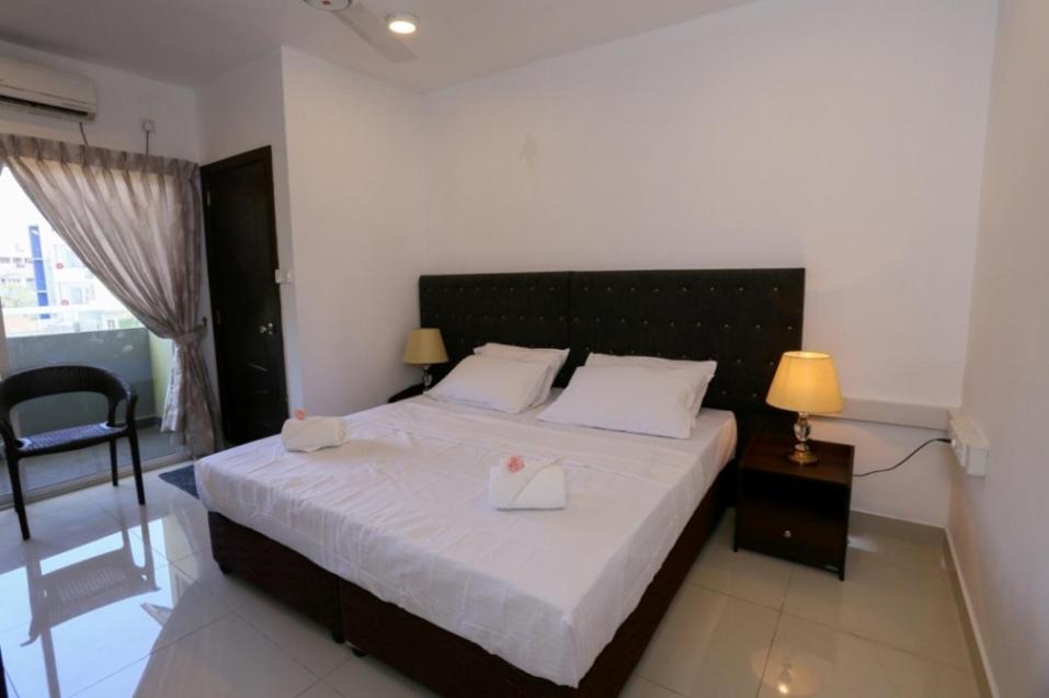 Bed and Breakfast 5 @ Rodney Place Colombo Exterior foto